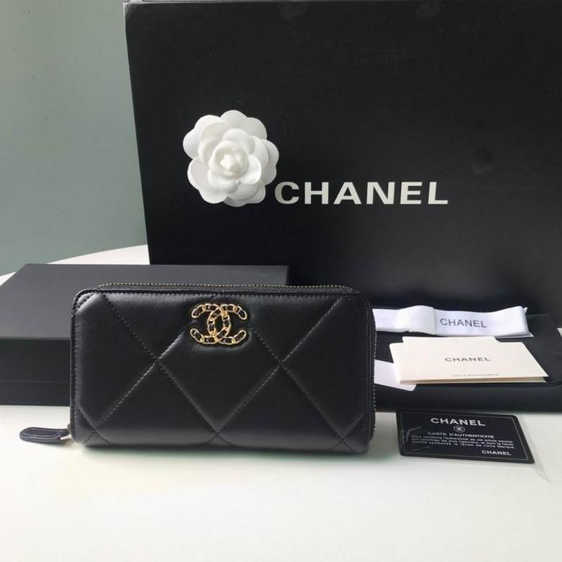 Chanel Handbags 542